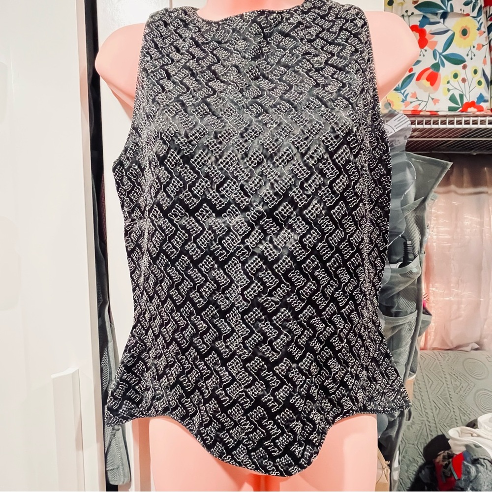 David Warren Petites Black Sleeveless Top with Black/Diamond buttons (back), 8